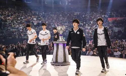 电竞吵架吃瓜,吵架吃瓜背后的故事与真相