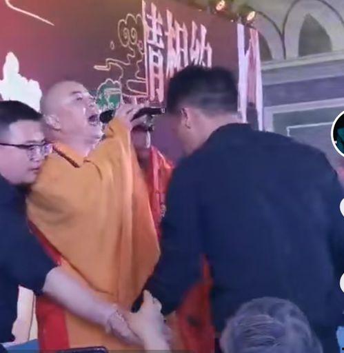 袈裟吃瓜,揭秘僧侣与世俗生活的微妙关系