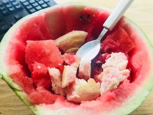 吃馍配瓜,传统美食搭配新体验