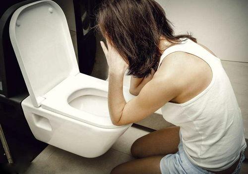 喝醉吃贝贝瓜好吗女生,醉酒后女性食用贝贝瓜的适宜性探讨