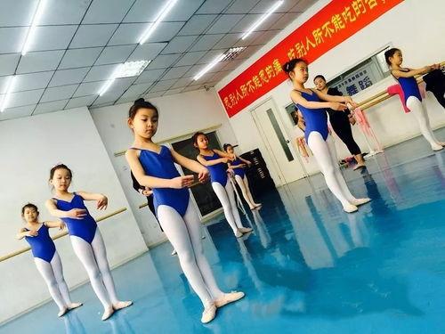吃少瓜舞蹈室,探索吃少瓜舞蹈室的独特魅力