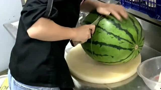 吃瓜老爷子,揭秘娱乐圈背后的那些事儿